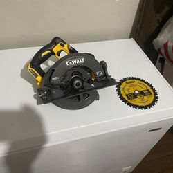 Dewalt flex volt 