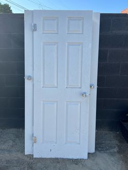 Solid core doors