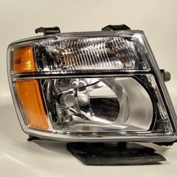 Nissan NV 2012 2013 2014 2015 Headlight Assembly Passenger Side