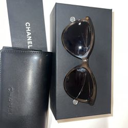Chanel Sunglasses for Sale in Los Angeles, CA - OfferUp