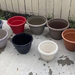 Flower pots $10 each