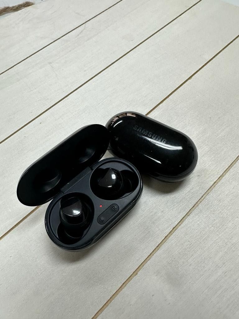 Samsung Galaxy Buds Plus Bluetooth Headphones 