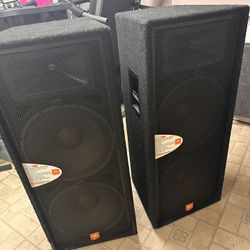 JBL JRX 100 Professional Speakers 