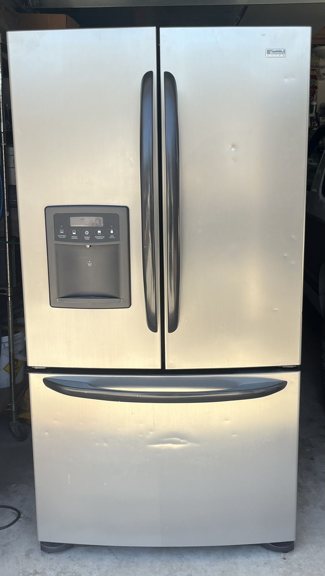 French door Refrigerator 