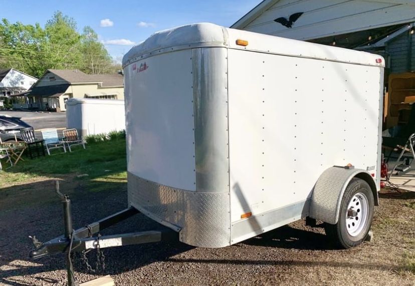 5x8 Enclosed Trailer