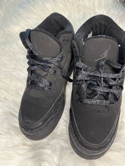 Jordan 3 retro. Size 7