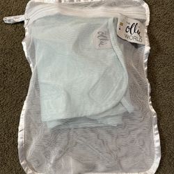 The Ollie Swaddle – Adjustable Baby Swaddle for Newborns (NEW)