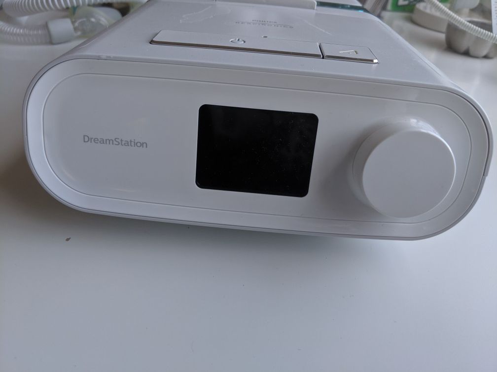 Philips RESPIRONICS DREAMSTATION DSX500T11 AUTO CPAP MACHINE WITH ACCESSORIES