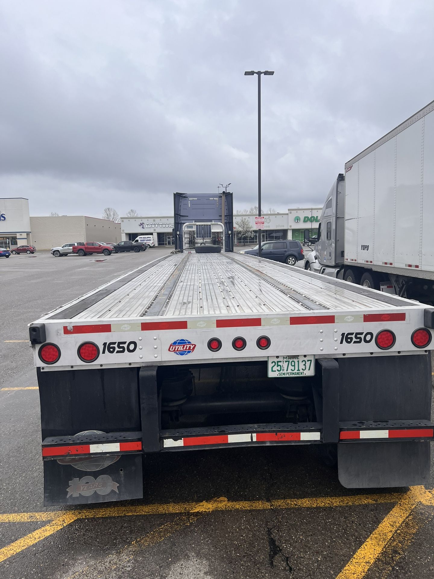 Flatbed Semi Trailer