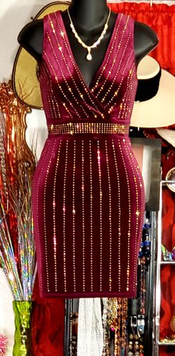 Glamorous Raspberry Velvet Rhinestone Embellishment Alluring V-Neckline Bodycon Dress; Size Medium