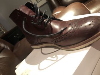 Crevo boardwalk store