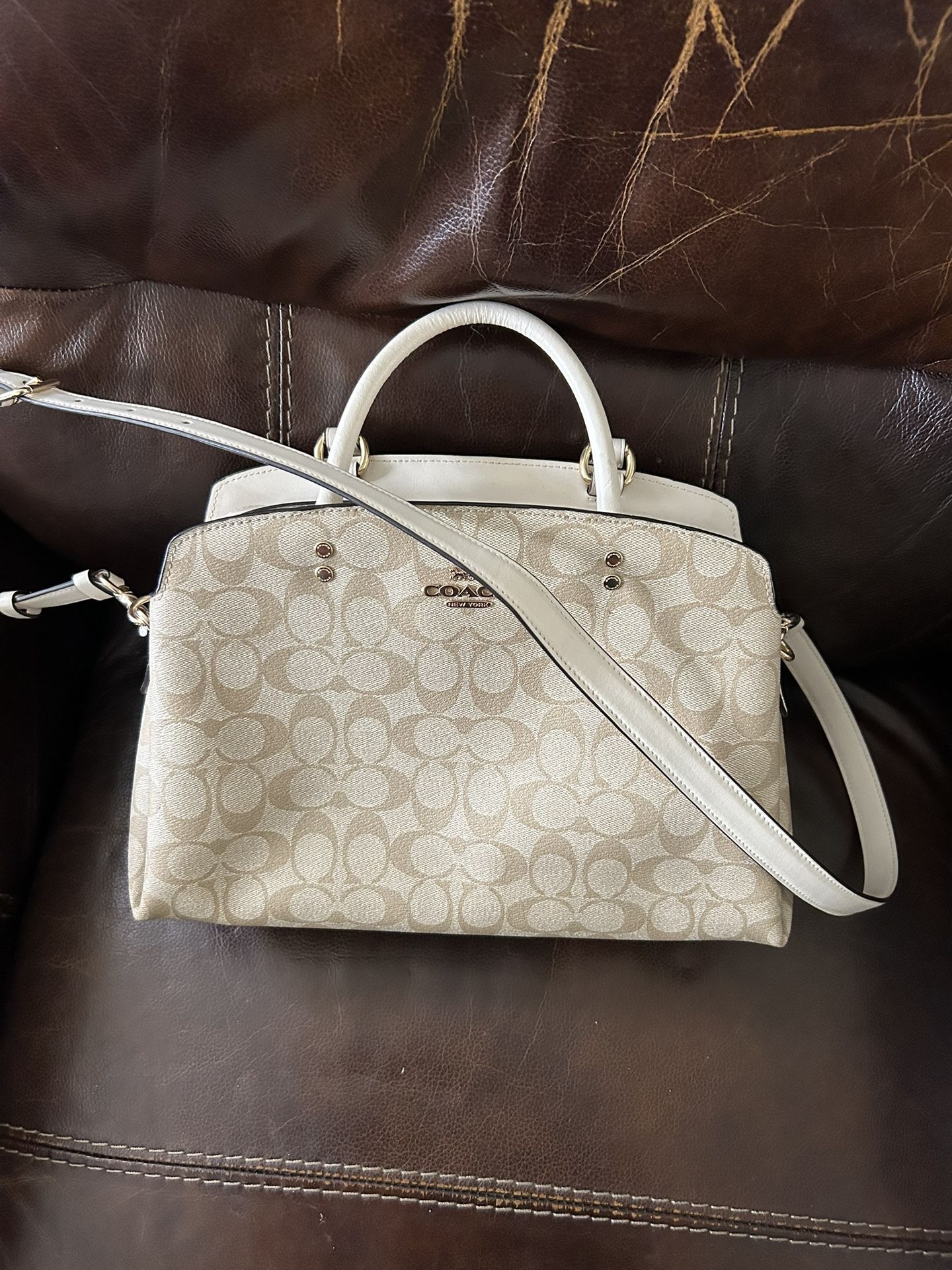 Coach Purse / NEW