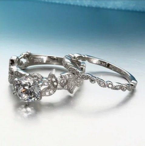 Beautiful Platinum Plated CZ Leaf Design Wedding Set