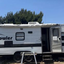 1998 - 24ft Prowler Travel Trailer 