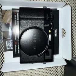 Fujifilm X100VI 40.2 Megapixel Digital Camera Black 