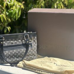 Louis Vuitton Monogram Mini Lucille Purse