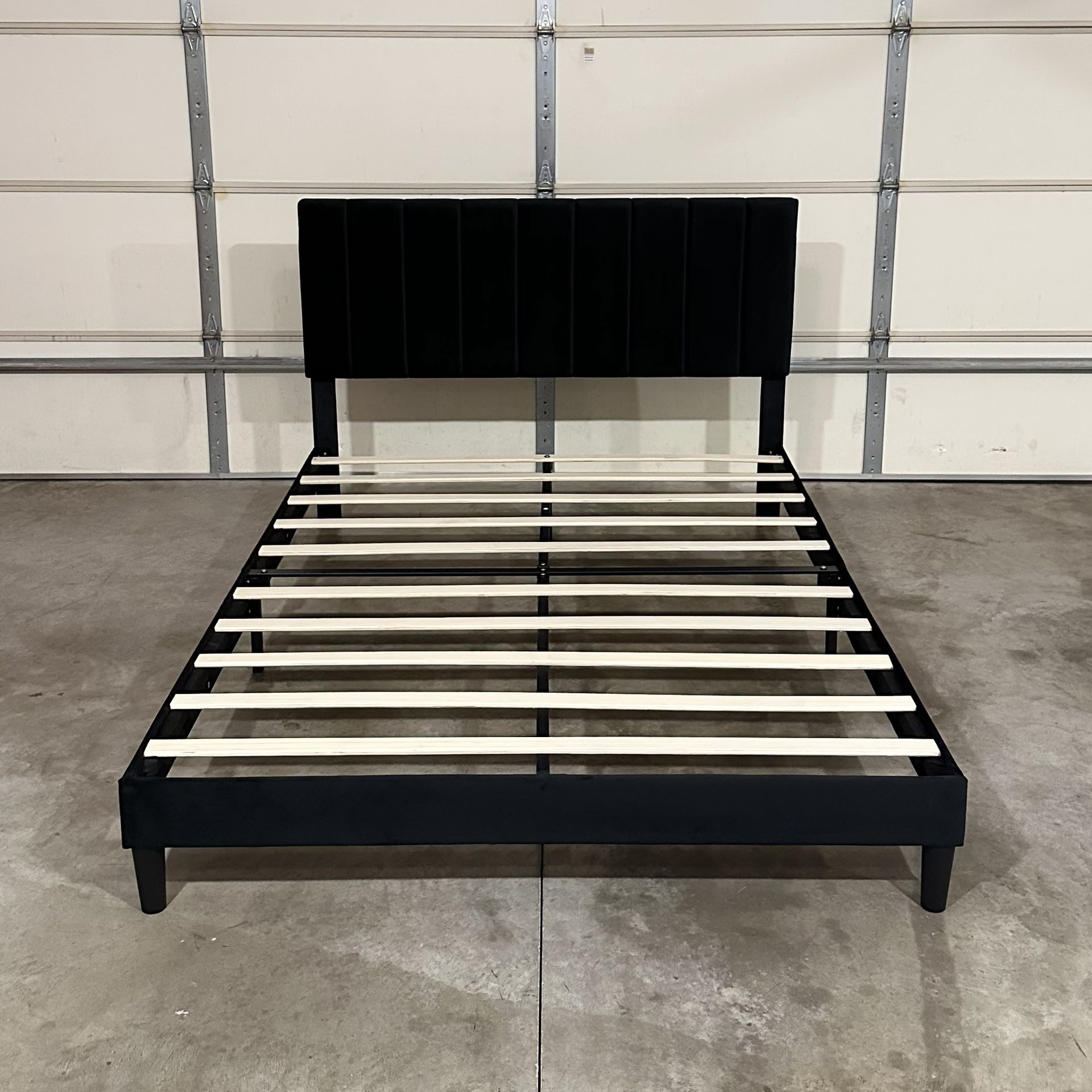 New Queen Platform Bed (Can Deliver)
