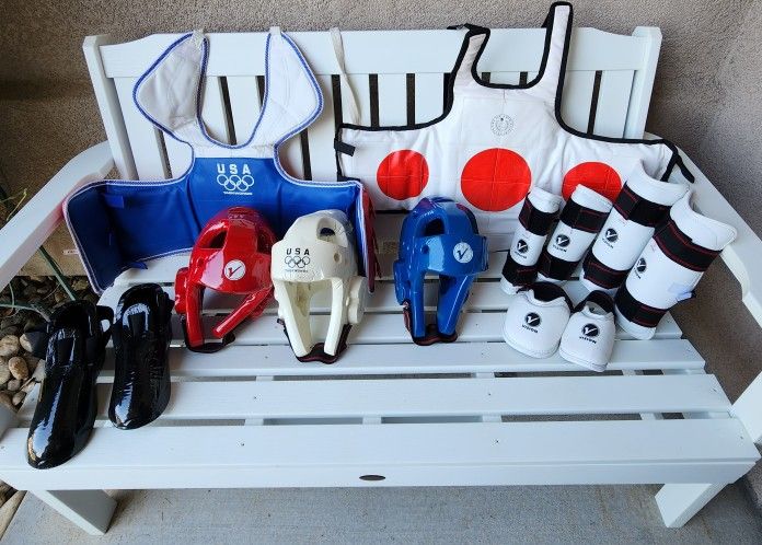 Sparring Gear For Kids (READ POST BEFORE CONTACTING)