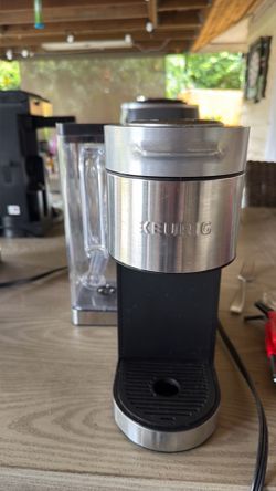 Keurig K-Café Smart Single-Serve Coffee Maker – Black/Stainless Steel