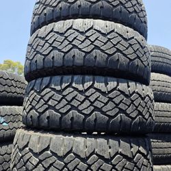 275 65 18 Tires Con 80% De Vida Las 4 De La Marca GOODYEAR 
