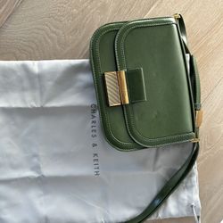 Charles And keith Green leather Purse