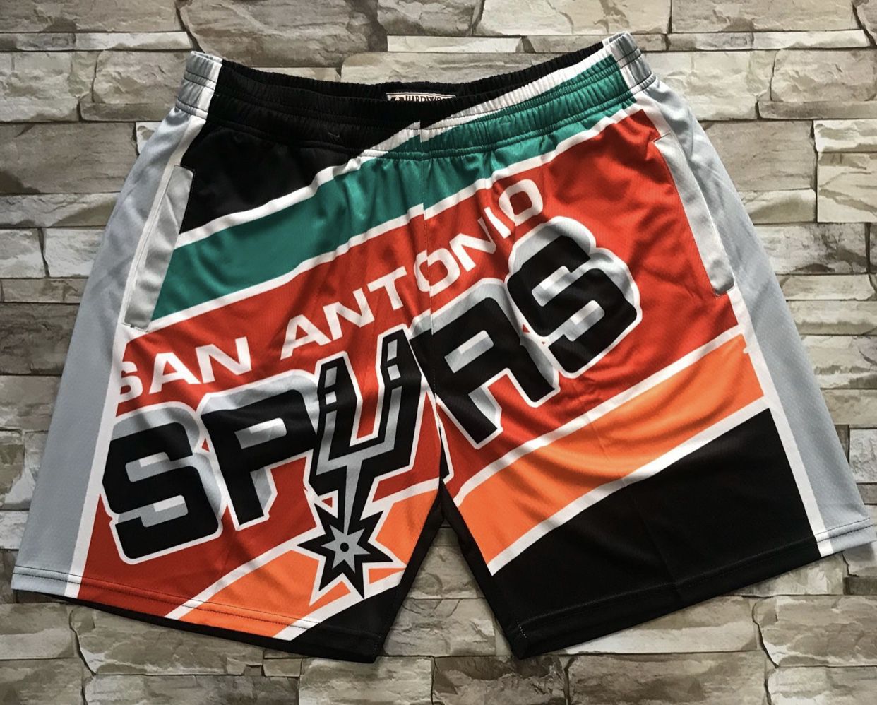 Spurs Mitchell And Ness Shorts Size Small- Large 