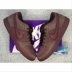 Nike Dunk SB Low Burgundy Crush 9 Men