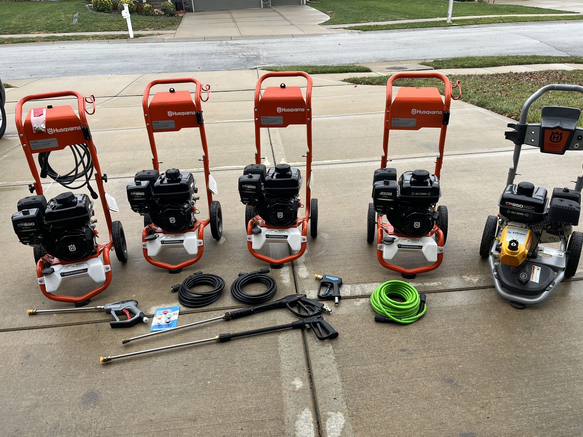 5 Husqvarna 3200 PSI Pressure Washers 