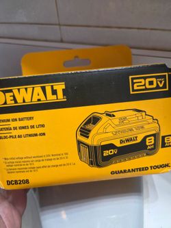 DeWalt 20V Max 8Ah Lithium Ion Battery DCB208