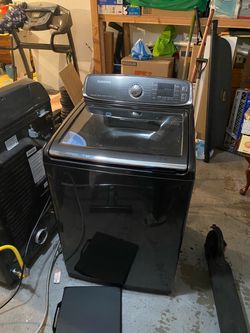 Samsung Smart Washer & Dryer Set – Excellent Condition