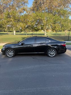 Lexus LS460 Black Full-Size Luxury Sedan