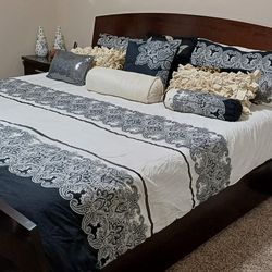 King Size Bed With Memory Foam Mattress