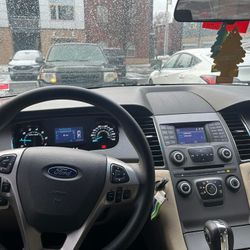 2015 Ford Taurus