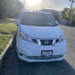2015 Nissan NV 200