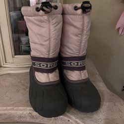Botas para la nieve de niña talla tres