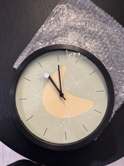 Retro wall clock