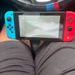Nintendo Switch + Super Mario Party 