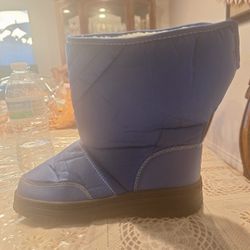 Snow Boots