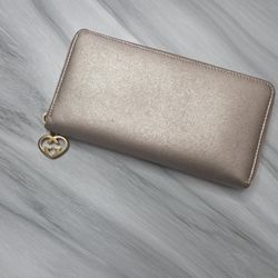 Gucci Lovely Hearts Champagne Zip Wallet 