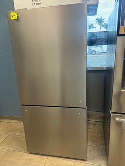 Hisense Refrigerator - Stainless Steel