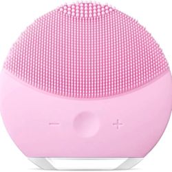 Forever Skincare Mini Electric Ultrasonic Silicone Beauty Cleanser, USB Charging - Pink