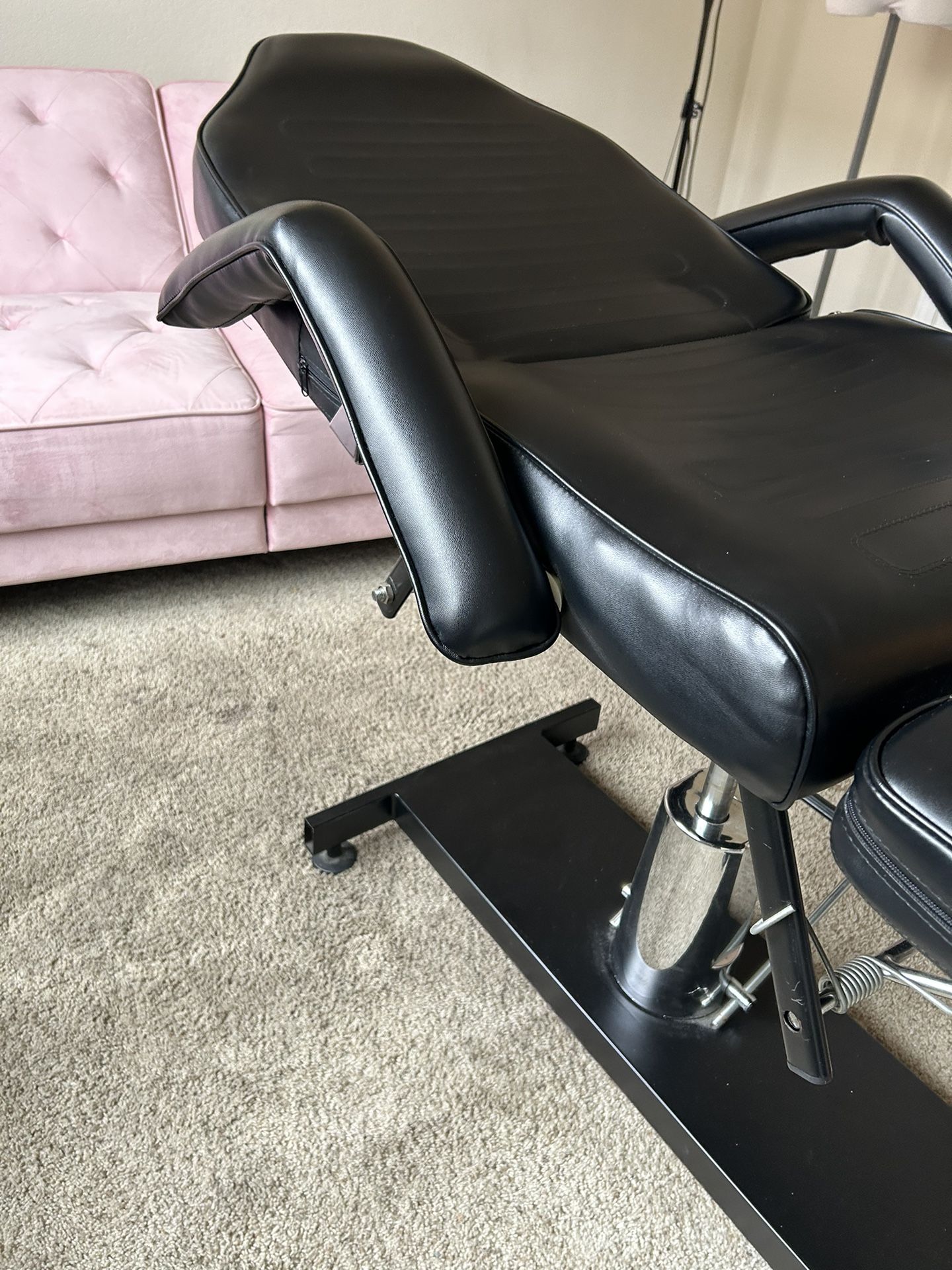 Black Leather Adjustable Spa Chair