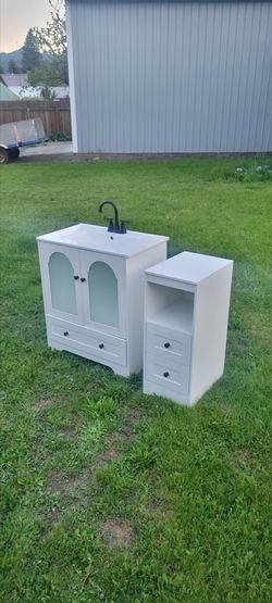 Bathroom Sink and Small Cabinet...brand new