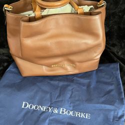 Dooney and Bourke 