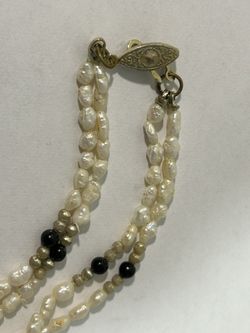 Vintage 14k G Fresh Water Pearl & Black Stone Necklace 