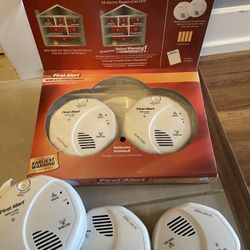 Smoke And Fire Alarm 