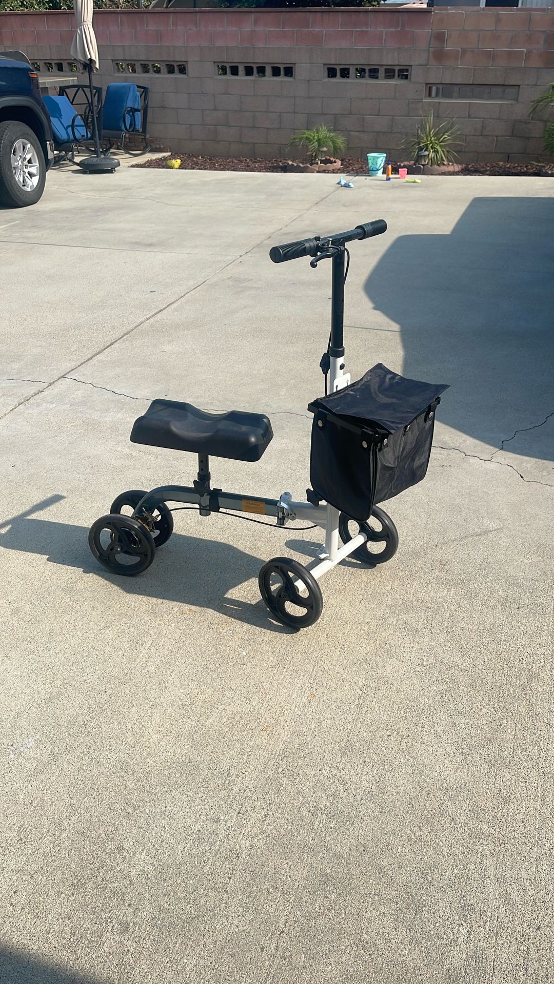 Knee Scooter