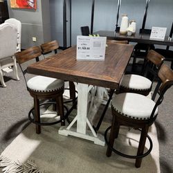 Brand New Valebeck Dining Counter Height Table And 4 Barstools 