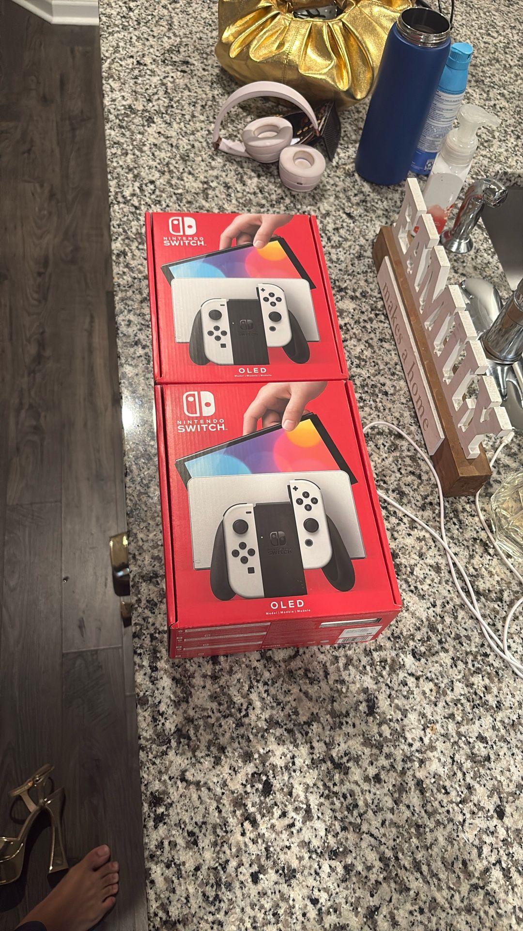 Nintendo Switch Oled Model With Joy Con , White