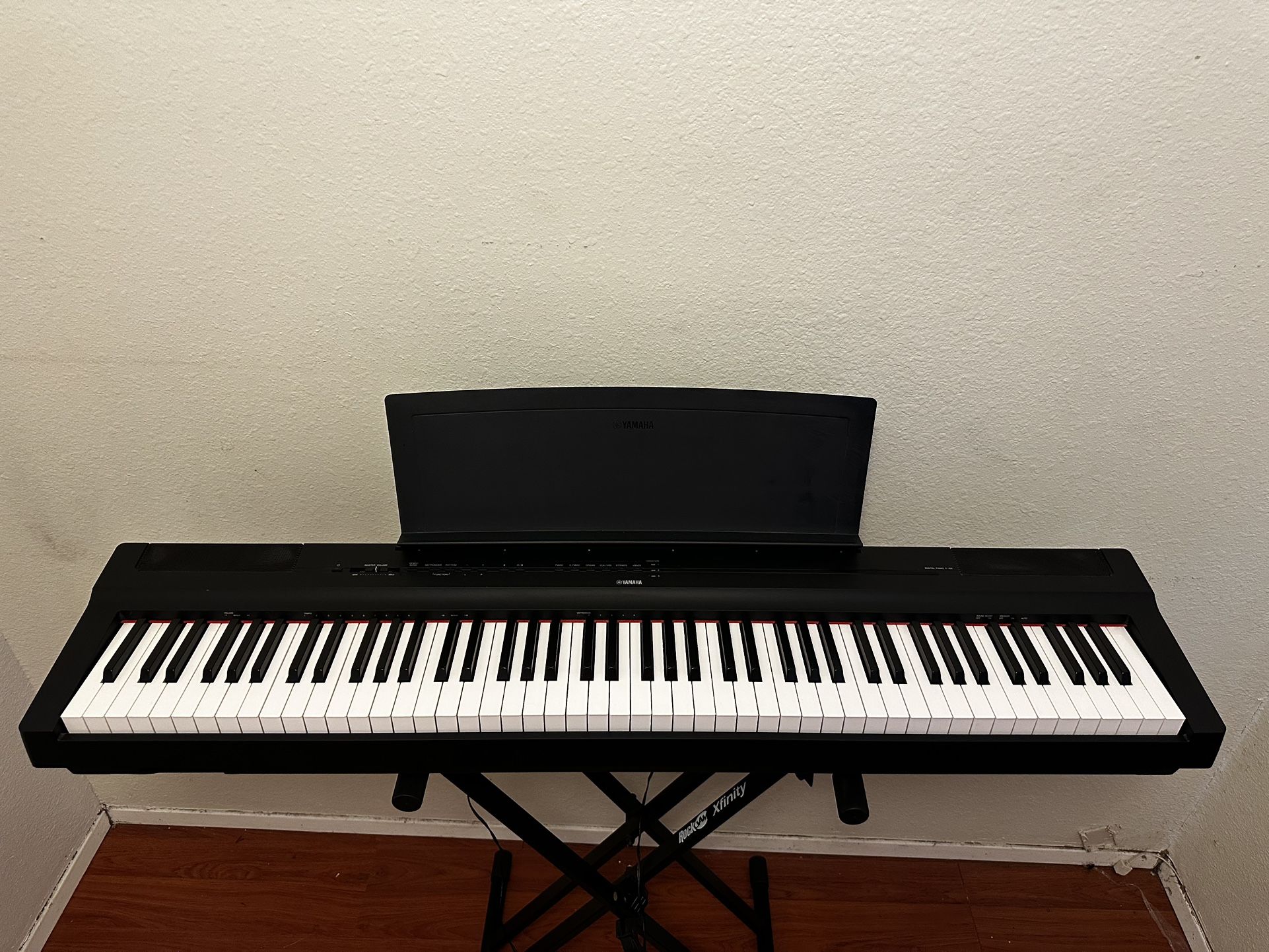 YAMAHA Digital Piano 125 88 Weighted Keys w/ Music Stand & Keyboard Stand